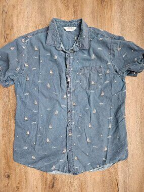Cotton On Vintage Re-Mastered Shirt Mens XL Blue Sailboat Nautical Short Sleeve.